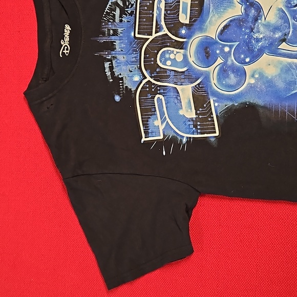 DISNEY 2022 Mickey Mouse graphic tee circuit board castle Sm. UNISEX EUC - Picture 4 of 5